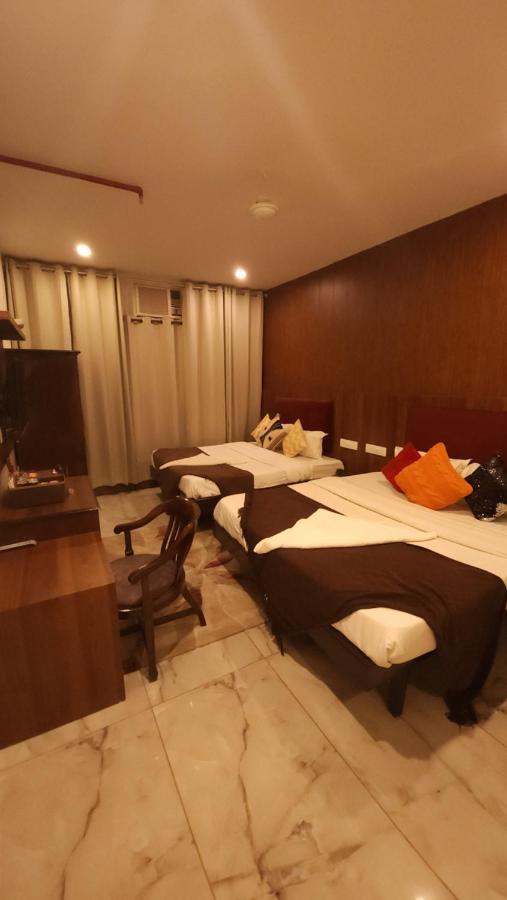 Hotel Multitech Premium Chandīgarh Dış mekan fotoğraf