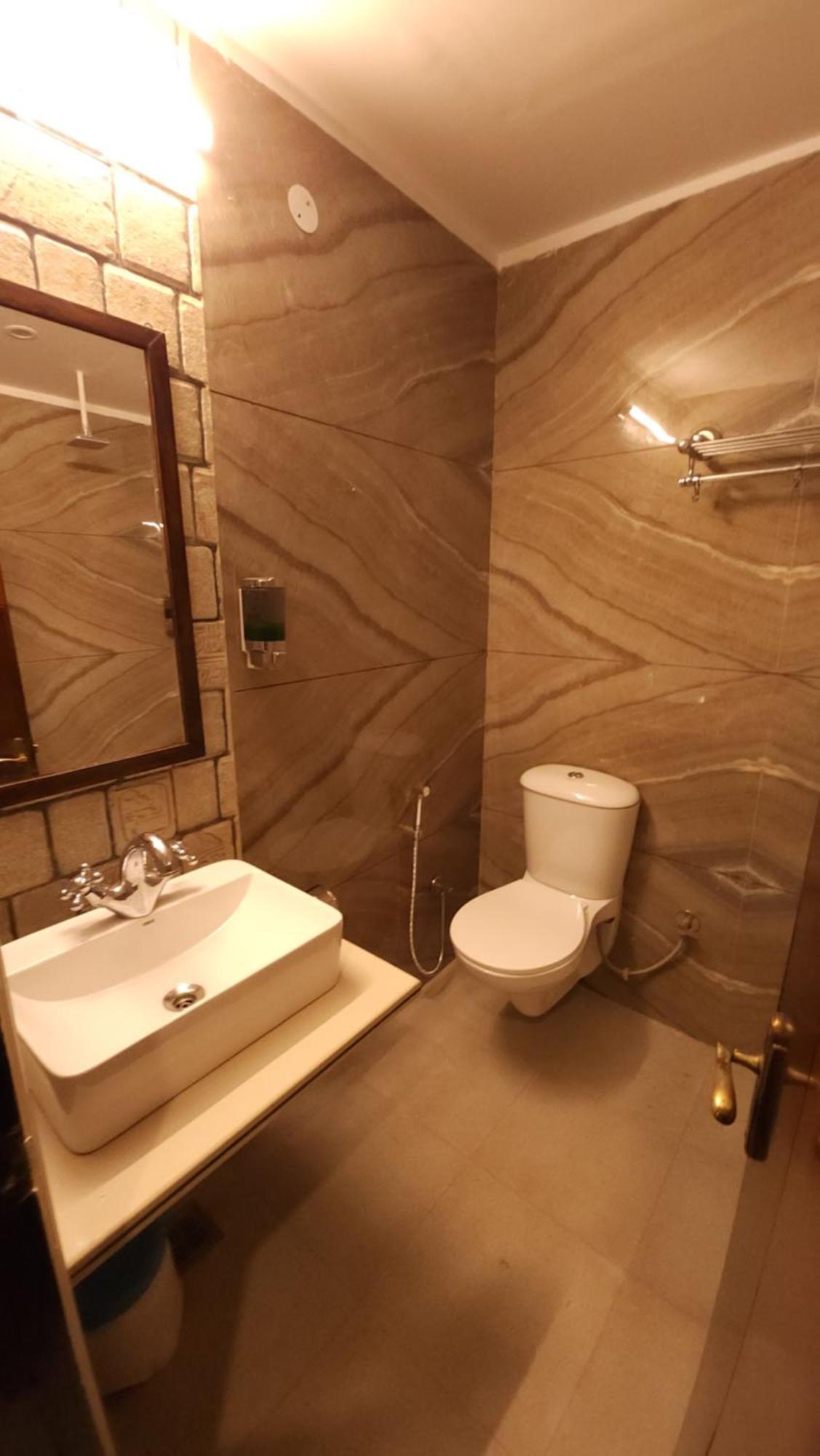 Hotel Multitech Premium Chandīgarh Dış mekan fotoğraf